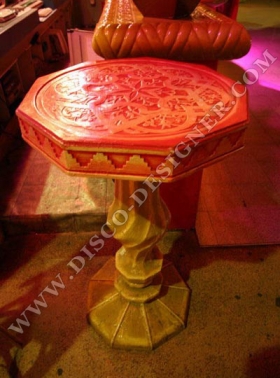 antuqie style table