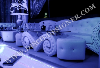 showroom xs club baroque table