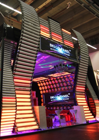 disco-panel-stand